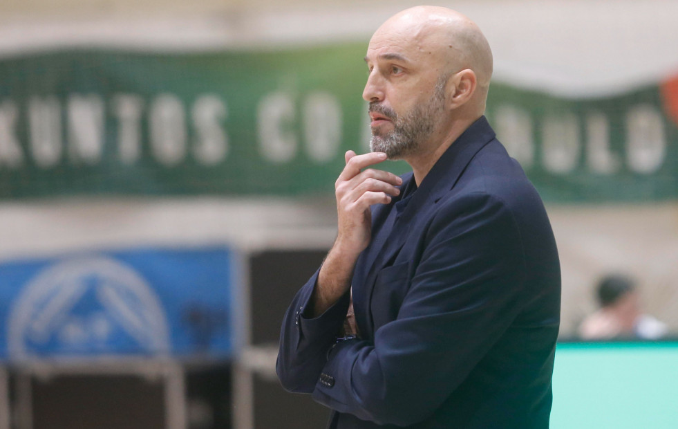 Lino López, entrenador del Baxi Ferrol: “Hemos conseguido el reconocimiento de toda Europa”