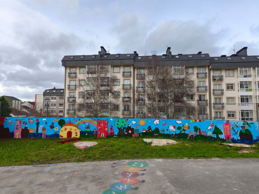 Cerca de 350 estudiantes participaron en la elaboración de murales en los centros de Narón