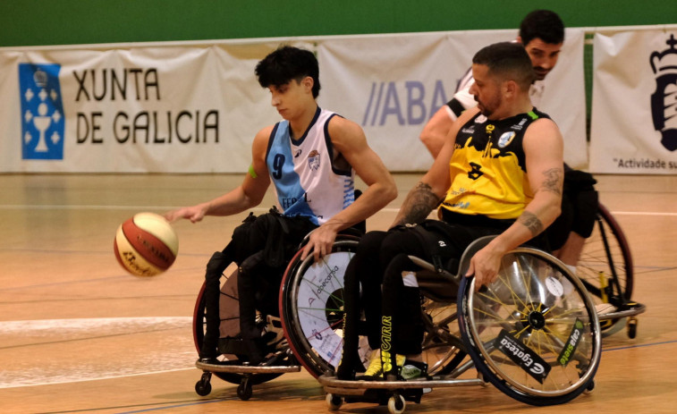 El Basketmi Ferrol mantiene la categoría con un gran triunfo