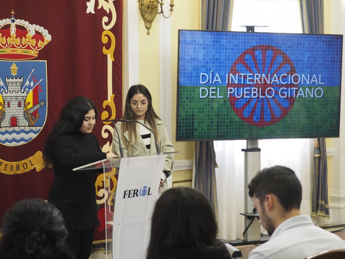 Actos Día del Pueblo Gitano en Ferrol (Jorge Meis) (16)