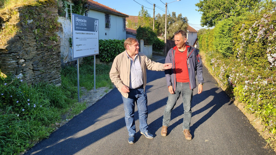 El Concello de Fene supervisa los trabajos en viales de Rúa Travesa y Camiño do Inferniño