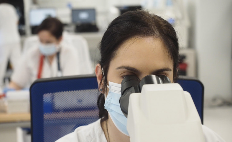 El Área Sanitaria de Ferrol amplía los recursos para el diagnóstico molecular