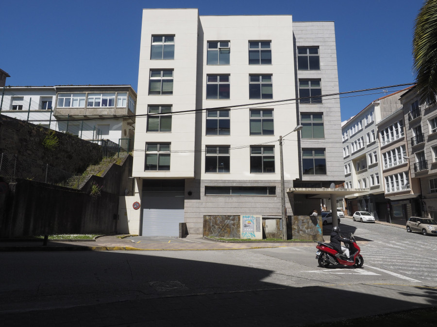 La acusación particular solicita la prisión permanente revisable para el parricida de Narón