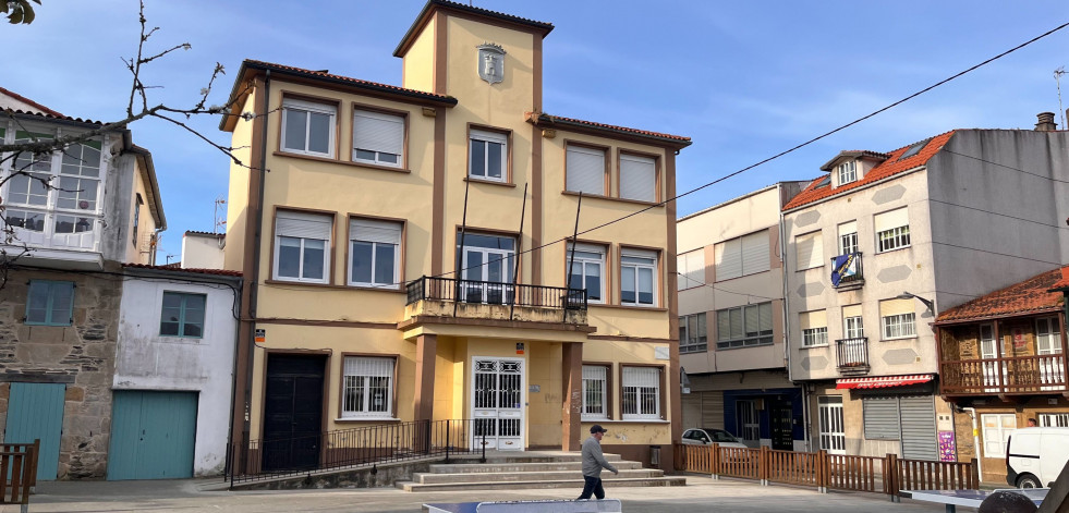 Ares reforzará su Servizo de Axuda no Fogar con una subvención de la Diputación