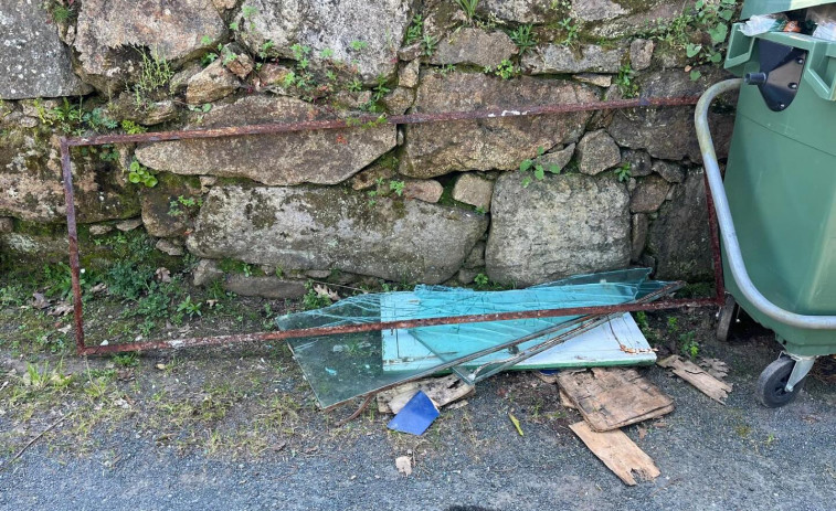 “Tirón de orejas” del Ayuntamiento de Cabanas a sus vecinos por comportamientos incívicos