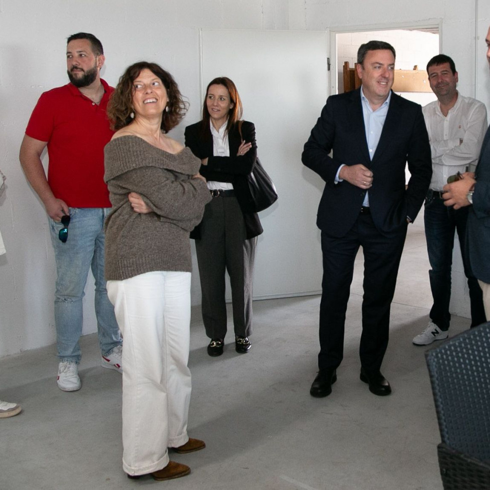 La asociación “Mariano Ruiz” de Pontedeume renueva su sede con fondos de la Diputación