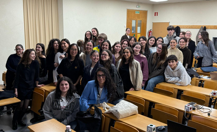 Alumnado de Ferrol conecta con Canadá y estudia un caso gallego