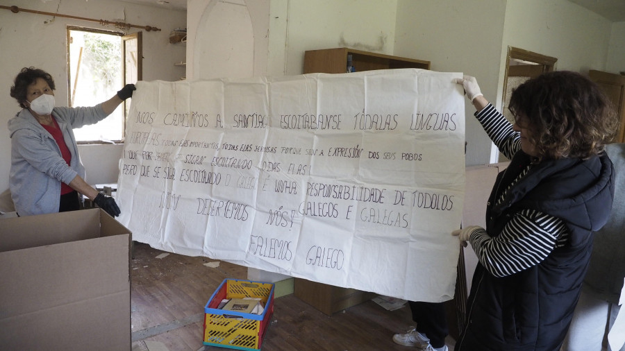 Continúan los trabajos vecinales para convertir la antigua escuela de Pantín en un museo