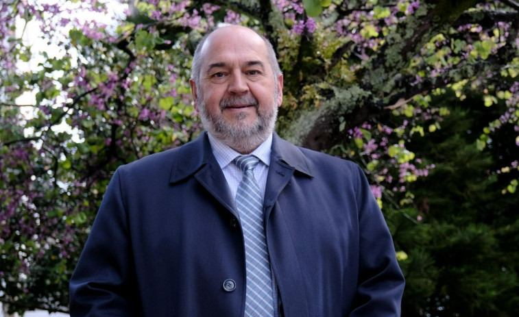 Fernando Iguacel, medio siglo siendo cofrade en Ferrol: “Los que nos criamos en el corralón estamos hechos de otra pasta”