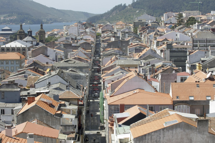 Vecinos de Ferrol y Narón denuncian las malas prácticas de una empresa de pintura