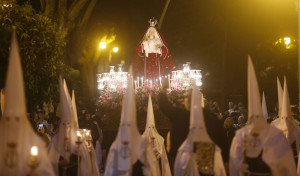 Miércoles Santo 2025: procesión del Cristo del Perdón y de María Santísima de los Desamparados en Ferrol