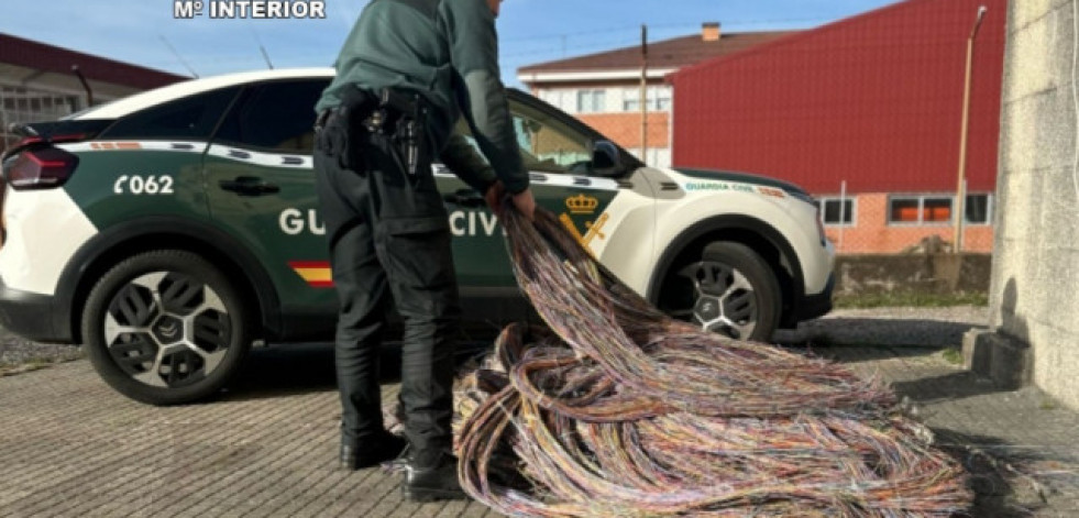 Detenidos cuatro vecinos de Verín y un portugués por robar 3.000 kilos de cable de cobre