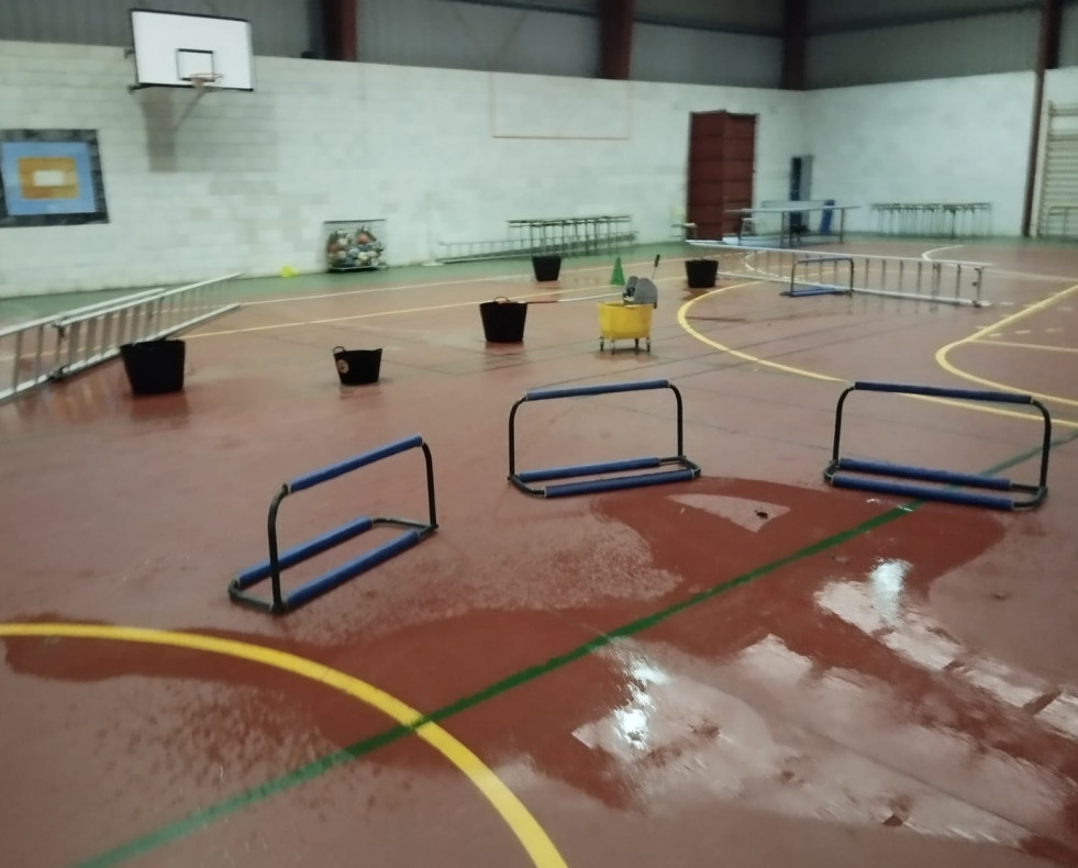 Polideportivo IES Moncho Valcarce (1)