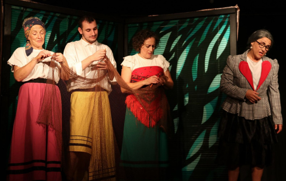 La compañía más veterana de Galicia, de Rianxo, versiona un clásico de Castelao en Neda