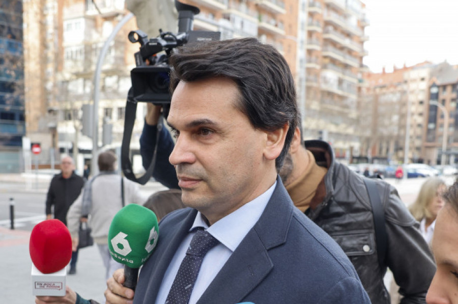 El juez cita como testigo al novio de Ayuso el 23 de mayo en la causa del fiscal general