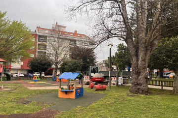 Obras parque infantil Rosalia de Castro Ares (2) 17523444