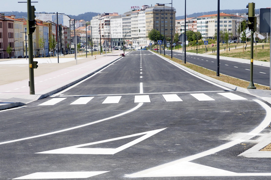 La Xunta ajusta el bus entre Caranza y la Praza Vella por los trabajos en As Pías