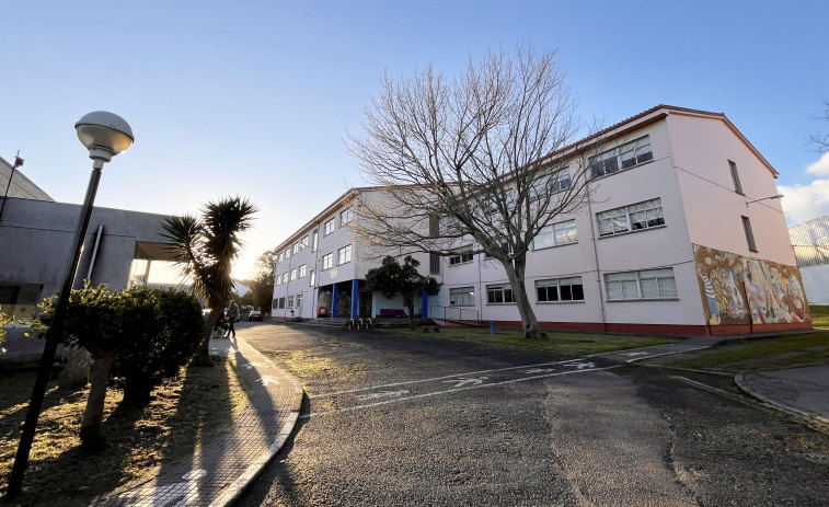 La lista provisional de admitidos en 4º de Infantil deja 126 plazas libres en el municipio de Ferrol