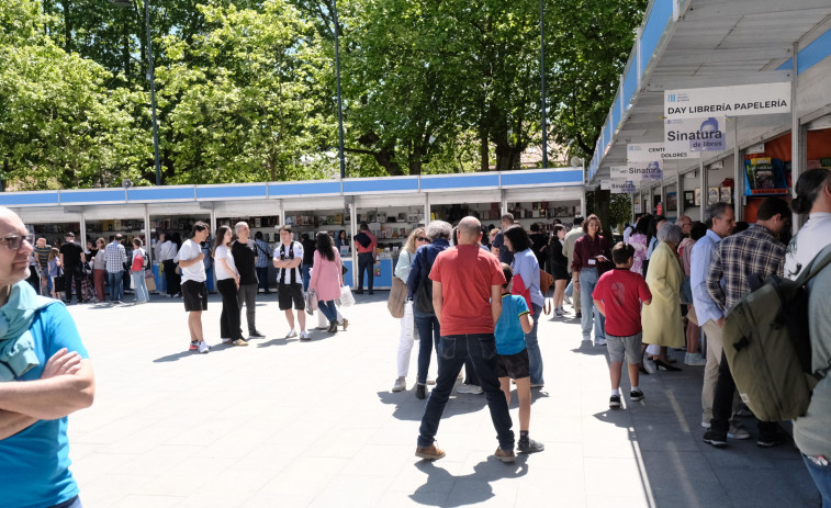 Ferrol cierra con otro gran éxito de participación la Feira do Libro
