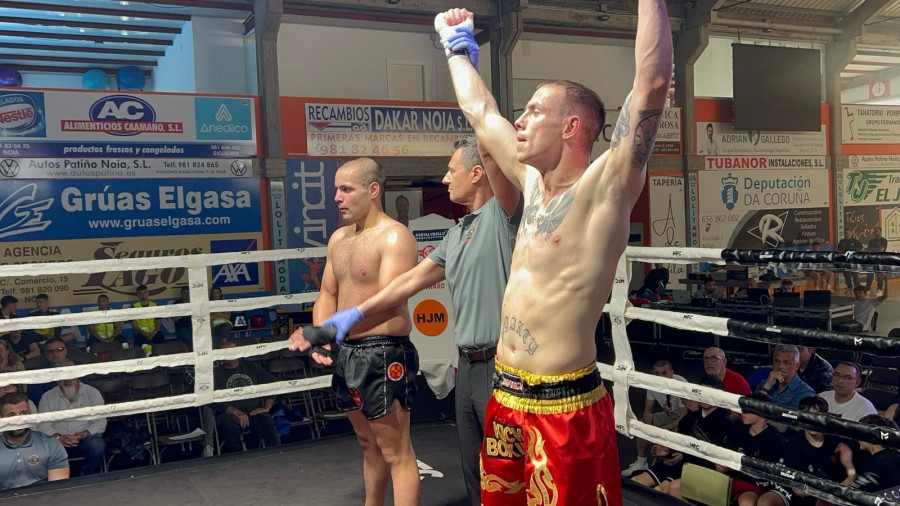 Kickboxing | Doblete de Robles e Iglesias, del Narón O Freixo, en la velada de Noia