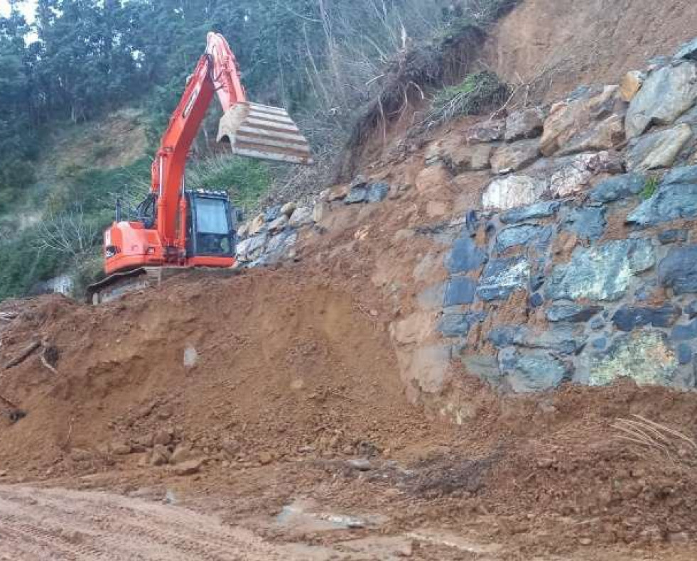 Talud cedeira puerto