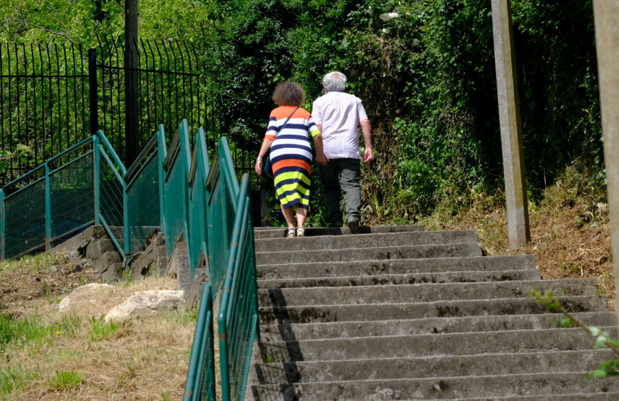 Solo de subida y en tres tramos: así serán las primeras escaleras mecánicas de Ferrol