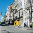 Una calle nueva y de moda