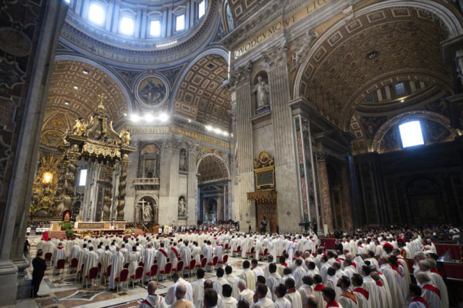 El Vaticano concluye los nueve días en memoria de Francisco