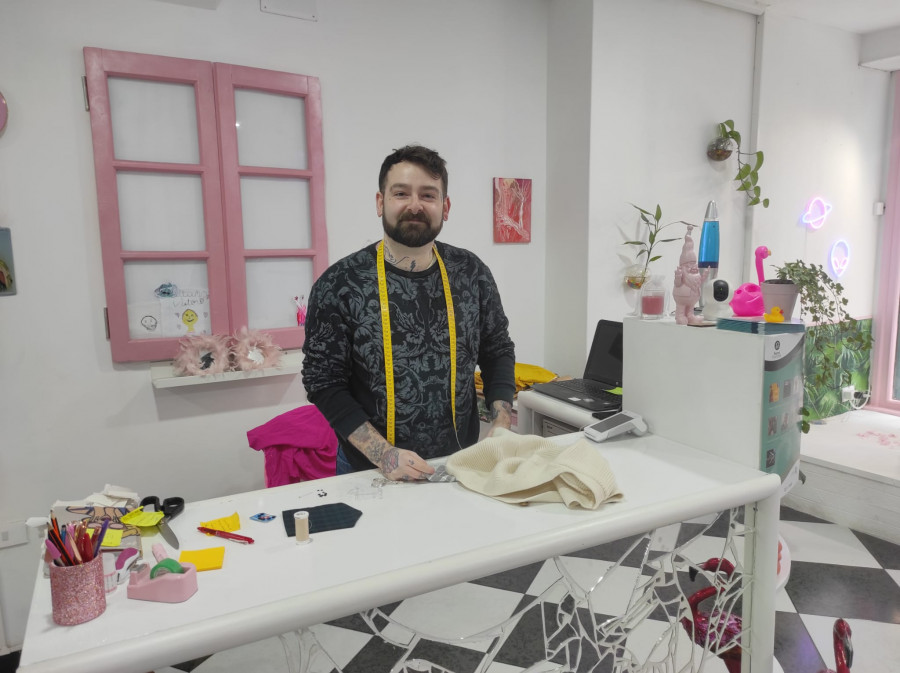 Víktor Suárez (Ferrol): “Que os clientes depositen a confianza en min é o que máis me satisfai”