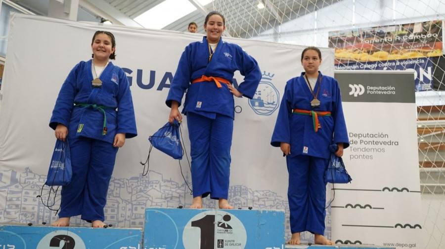 La cantera de la AD Judo Ferrolterra muestra su progresión en el Internacional de Santa Tegra
