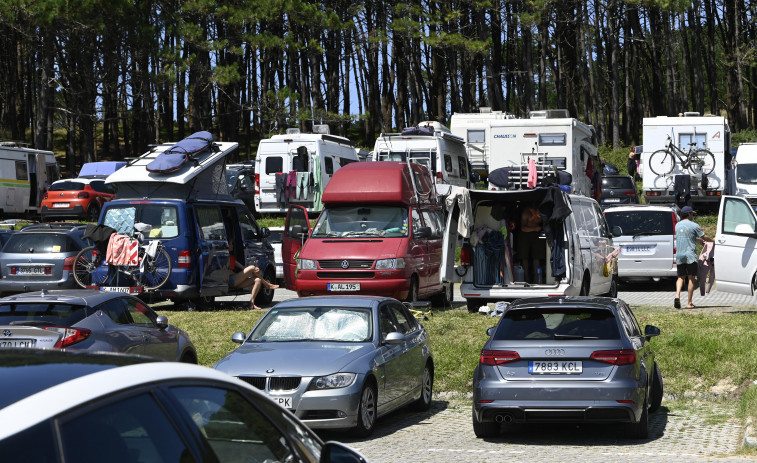Ferrol estudia nuevas zonas para autocaravanas que descongestionen las playas