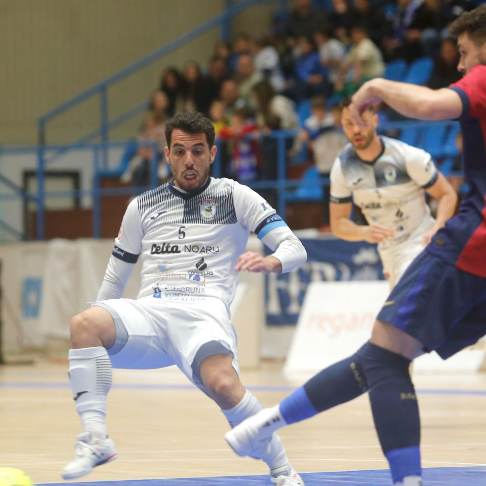 Iván Rumbo, capitán de O Parrulo Ferrol: 