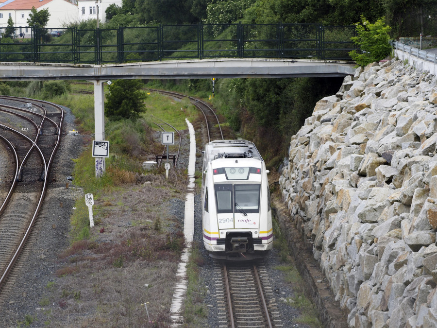 Unidad de los grupos municipales de Ferrol para reclamar mejoras ferroviarias