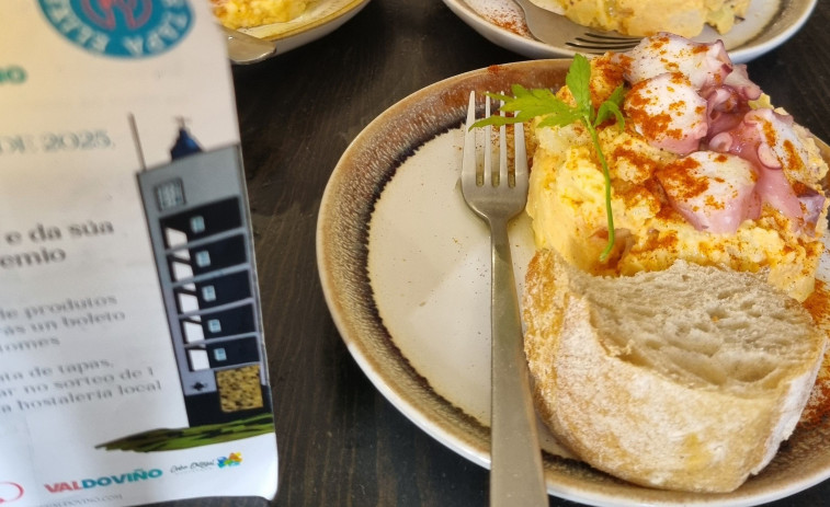 El pincho del Teleclub de Vilaboa conquista la primera edición del Pasea e Tapea de Valdoviño