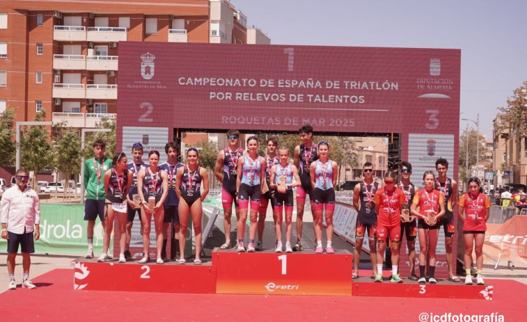 Tercera posición para el Náutico Narón en el Nacional de relevos de triatlón