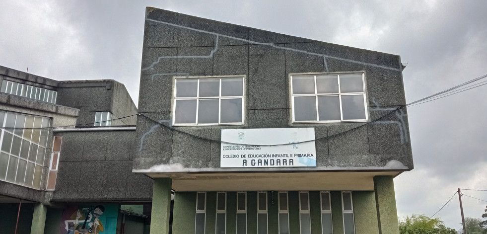 La ANPA del colegio de A Gándara denuncia “abandono institucional”