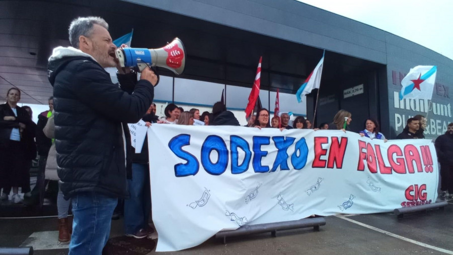 La CIG cifra en “case o 100% el seguimiento de la huelga en Sodexo en Narón