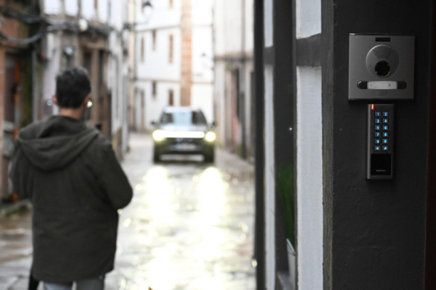 El Ministerio de Consumo envía a la Xunta el archivo digital con 9.647 pisos turísticos ilegales