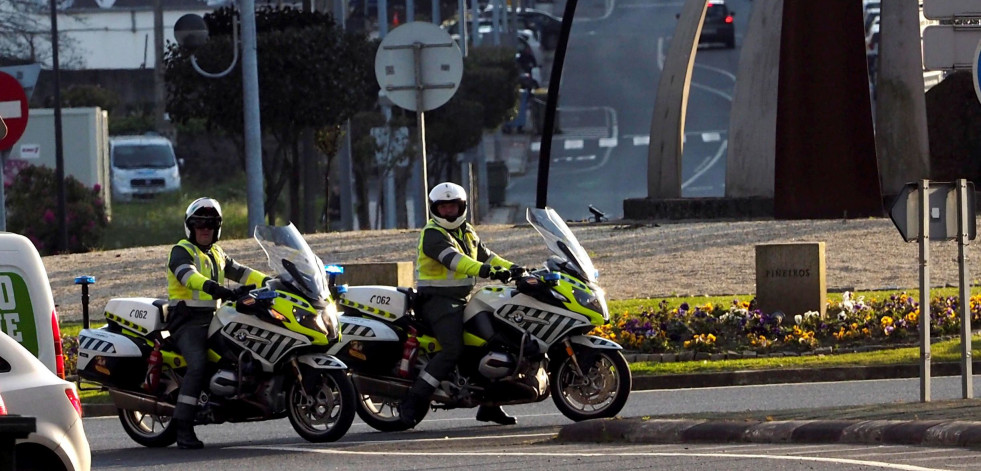 Ocho veces pillado sin carné al volante en Narón: 
