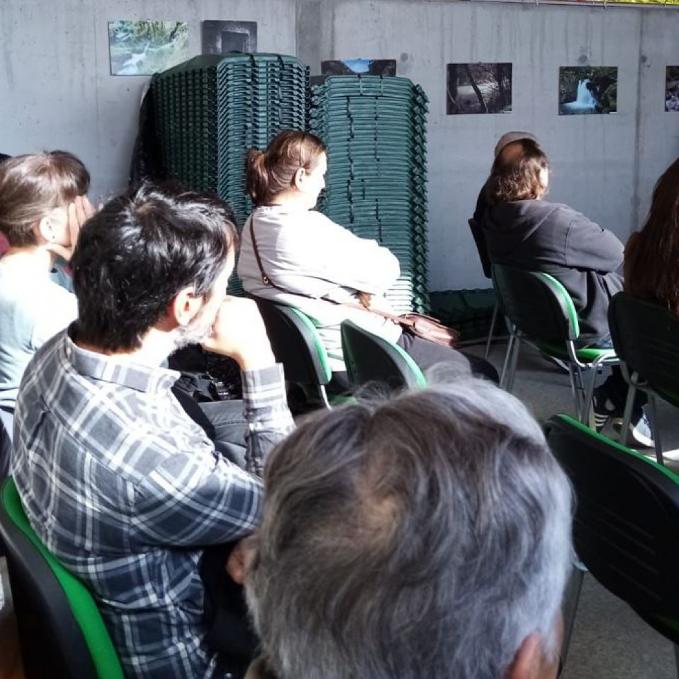 El autocompostaje llegó a las Fragas do Eume de la mano de un curso de formación de Sogama