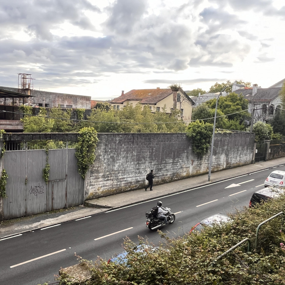 Luz verde a la compra de tres parcelas en Espartero y Breogán para el pabellón del IES Ferrol Vello