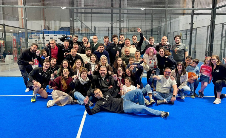 El Pádel Ortigueira, dos horas para jugar cada duelo como local con el premio de un ascenso
