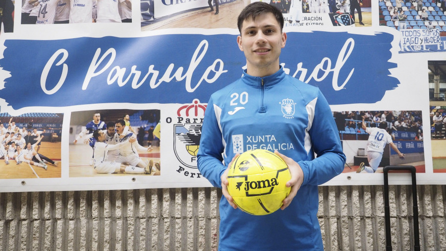 Nico Rosa, jugador de O Parrulo Ferrol: “Sin ningún tipo de duda, cambiaría todos mis goles por lograr el ascenso”