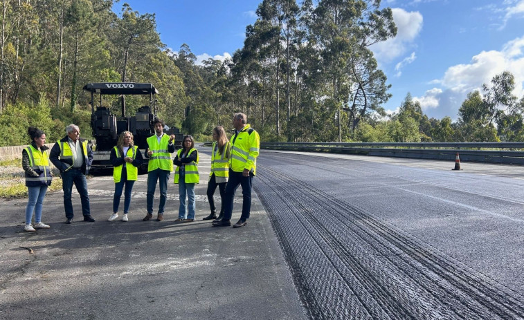 Continúan los trabajos de mejora en los viales de titularidad autonómica de la comarca