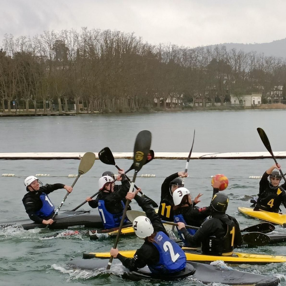 El vacío: La “muerte” del kayak polo gallego no deja más opciones al club ferrolano