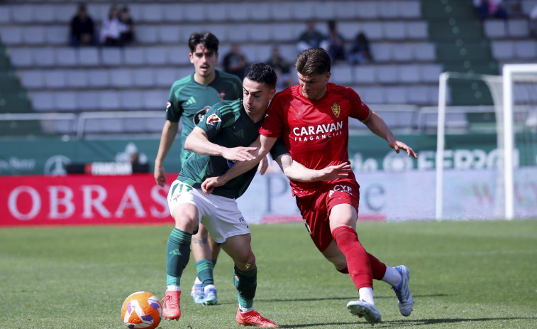 Dorrio, futbolista del Racing de Ferrol: “Es complicado jugar en esta situación“