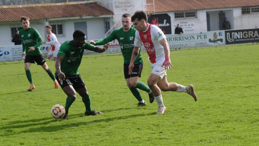 La Copa Ferrol llena este sábado el campo de A Gándara