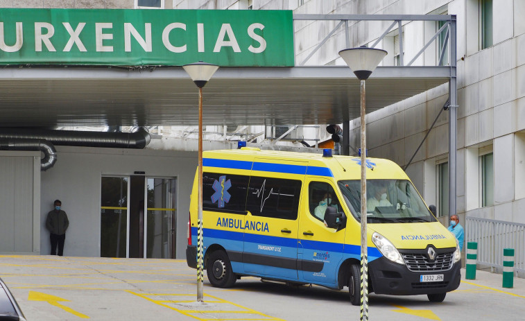 Un motorista herido en Ares al chocar con un vehículo