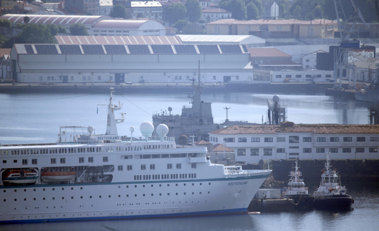 La visita del “Deutschland” anticipa la semana grande de cruceros, con cuatro escalas