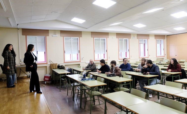 Dos estudiantes universitarios en Ferrol obtienen premios de fin de carrera que entrega la Xunta
